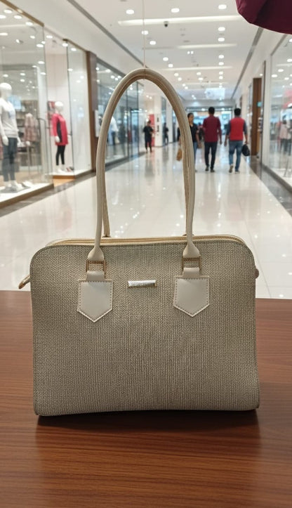 𝐸𝑙𝑒𝑔𝑎𝑛𝑧𝑎 𝐻𝑎𝑛𝑑𝑏𝑎𝑔𝑠