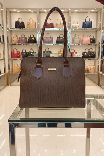 𝐸𝑙𝑒𝑔𝑎𝑛𝑧𝑎 𝐻𝑎𝑛𝑑𝑏𝑎𝑔𝑠